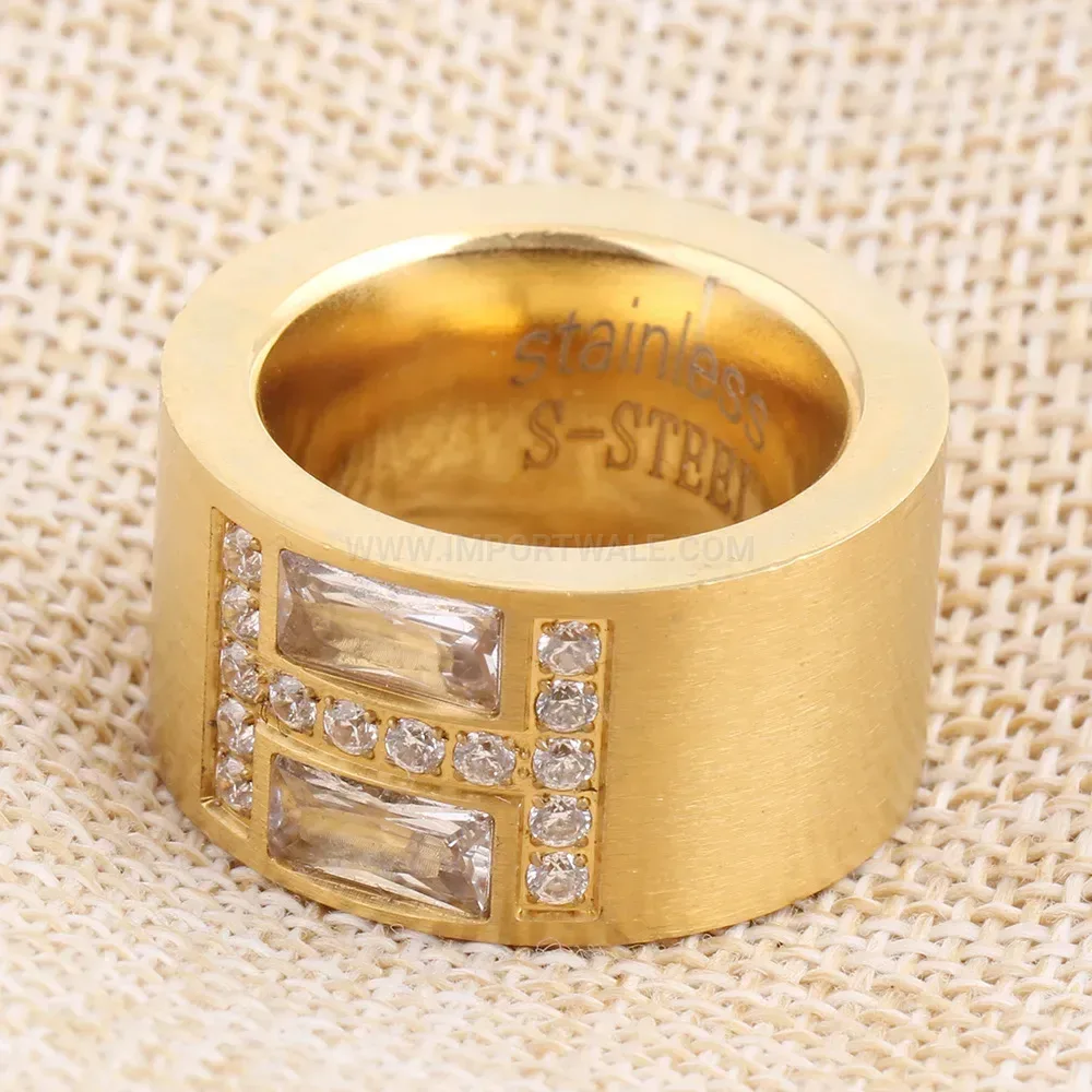 Minimalist Rhinestone Accent Gold Stainless Steel Geometric Ring