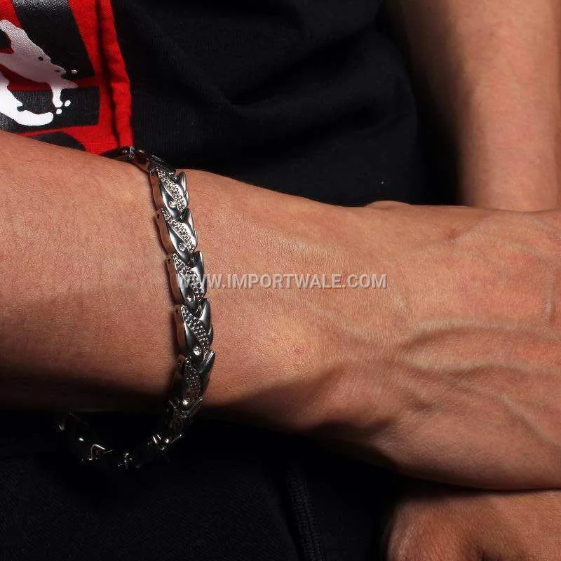 Men's Titanium Steel Fish Motif Magnetic Therapy Link Bracelet